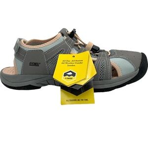 Khombu Leather Sport Sandals Cacey Light Grey. BNWT in a box. Size 6.5